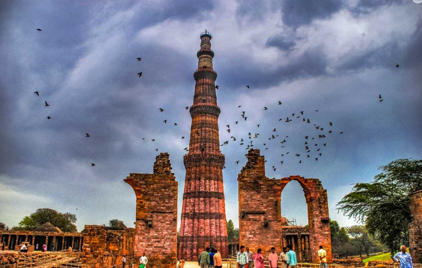 History of Qutub Minar