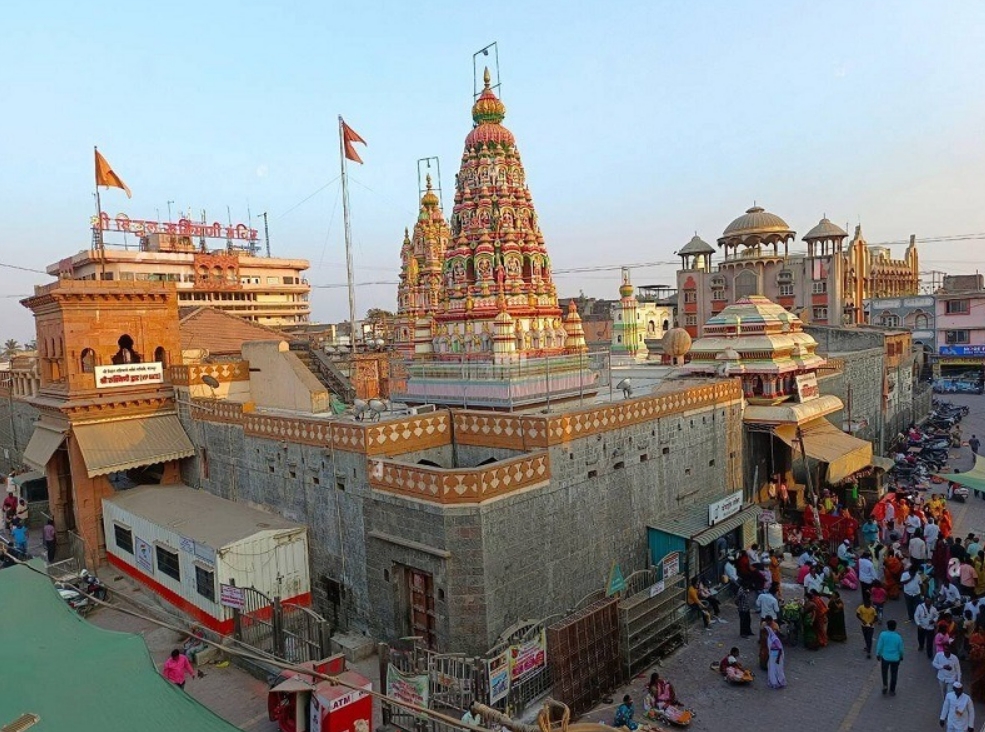 Pandharpur Temple Timings and Pooja Offerings