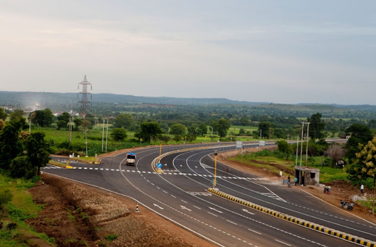 Reaching Omkareshwar by Road